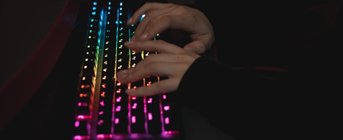 Retroiluminación RGB en un teclado: qué aporta y qué no